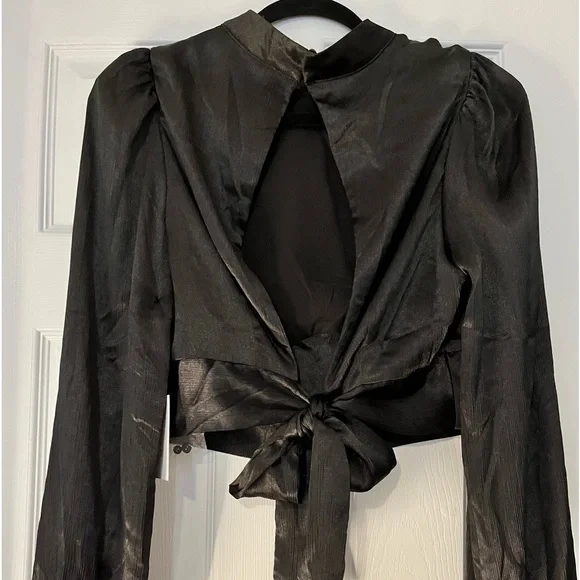 Black Astr dress top - Picture 2 of 2